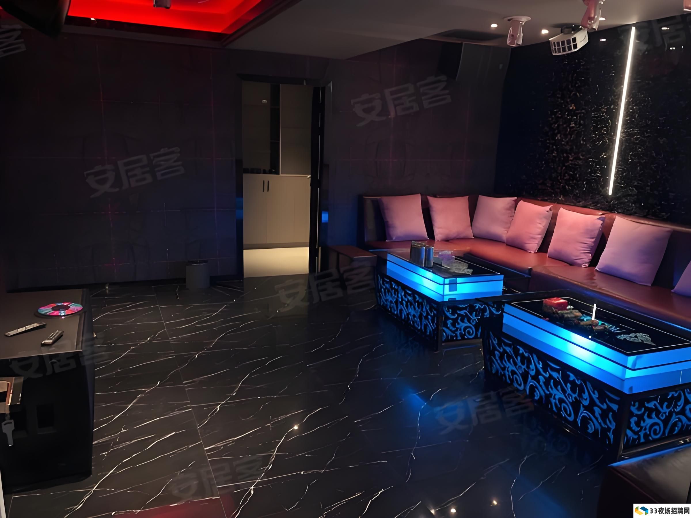 重庆大坪时代天街商圈诚招调酒师，这里是一条有趣的夜生活之路！