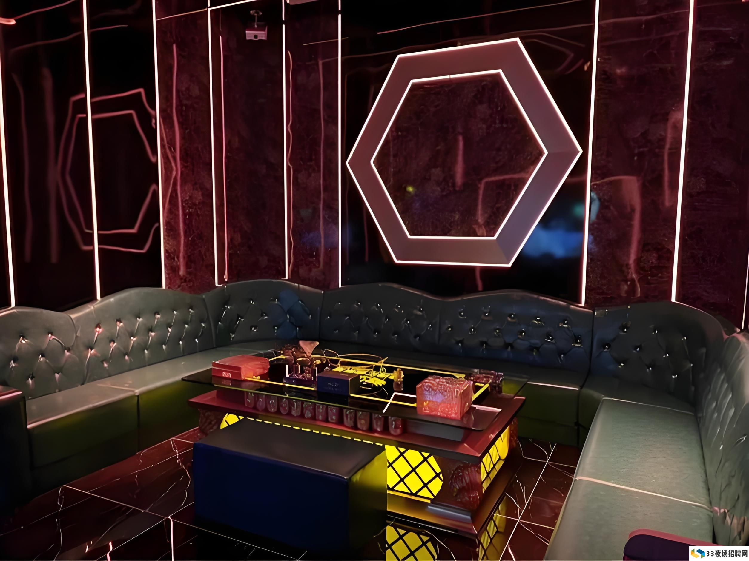 重庆观音桥商圈KTV音效与服务全面解析